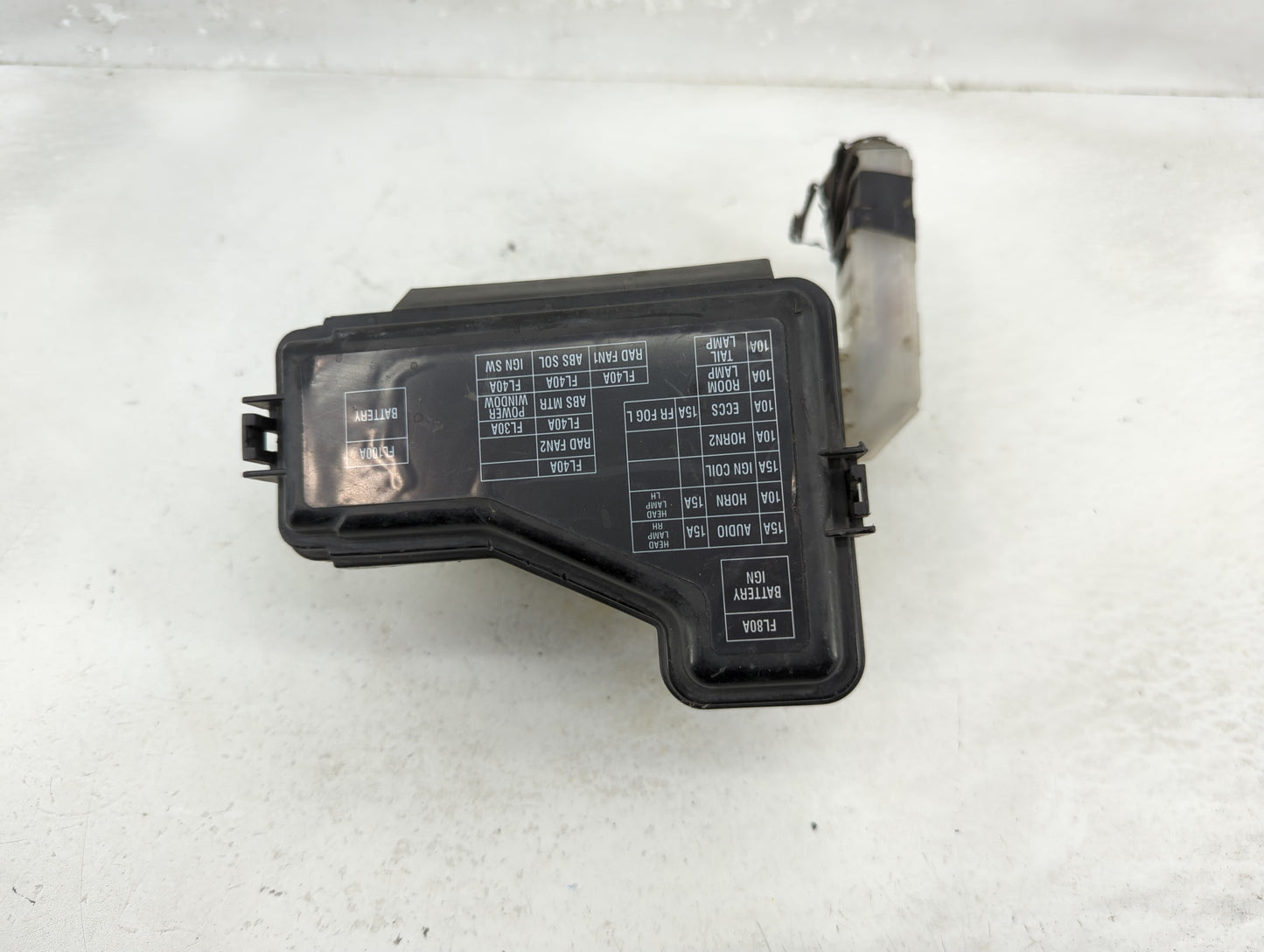 2000-2006 Nissan Sentra Fusebox Fuse Box Panel Relay Module P/N:24382 5M001 Fits Fits 2000 2001 2002 2003 2004 2005 2006 OEM