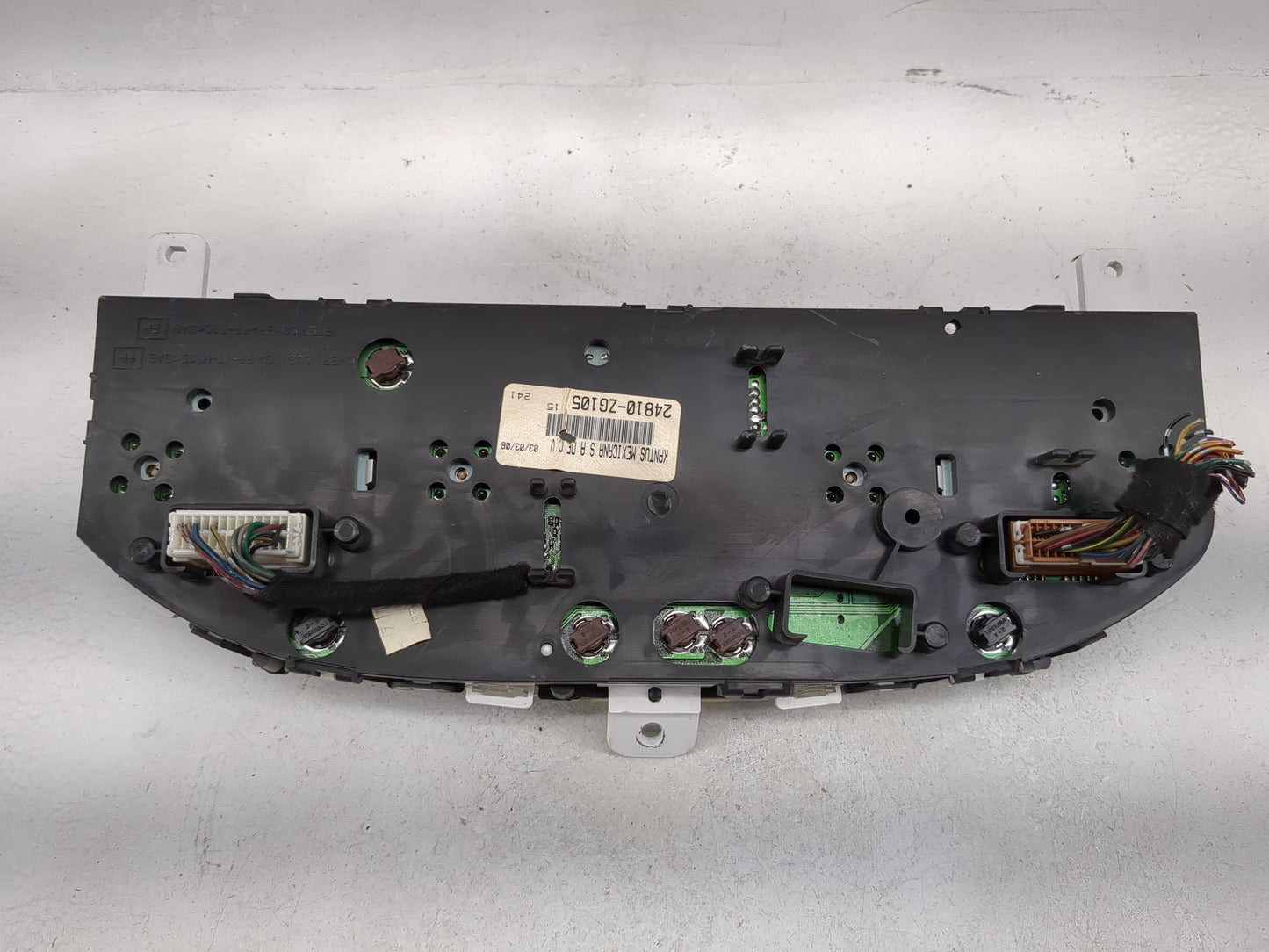 2005-2006 Nissan Sentra Instrument Cluster Speedometer Gauges P/N:24810-ZG105 Miles: Fits Fits 2005 2006 OEM Used Auto Parts