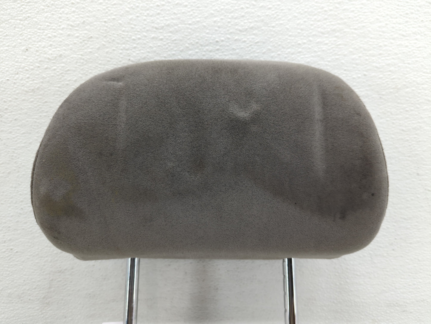 2005 Nissan Sentra Headrest Head Rest Rear Center Seat Fits OEM Used Auto Parts - Oemusedautoparts1.com