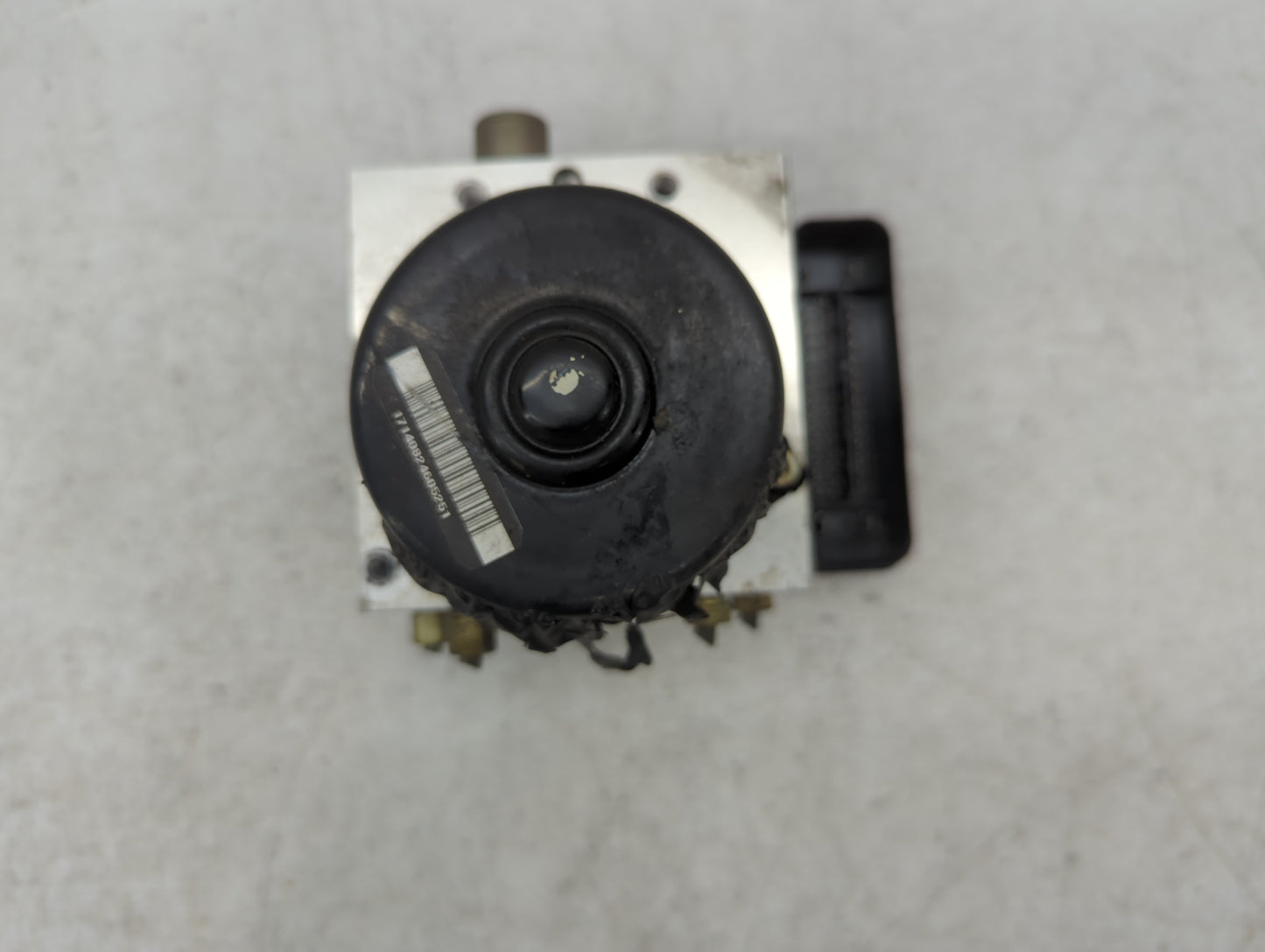 2004-2009 Nissan Titan ABS Pump Control Module Replacement P/N:47650 ZH000 Fits Fits 2004 2005 2006 2007 2008 2009 OEM Used 