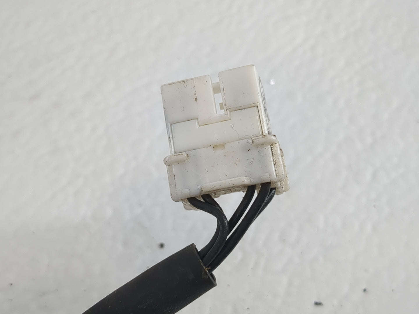 2004-2009 Nissan Titan Passenger Side View Mirror - Right Door Mirror OEM Used - Oemusedautoparts1.com