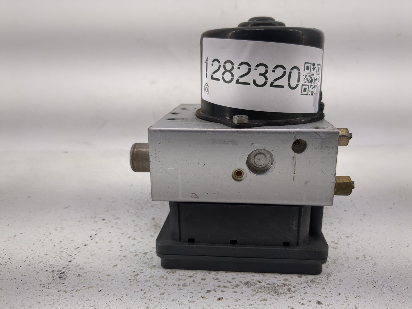 2004-2009 Nissan Titan ABS Pump Control Module Replacement P/N:47660 7S000 47650 ZH000 Fits Fits 2004 2005 2006 2007 2008 20