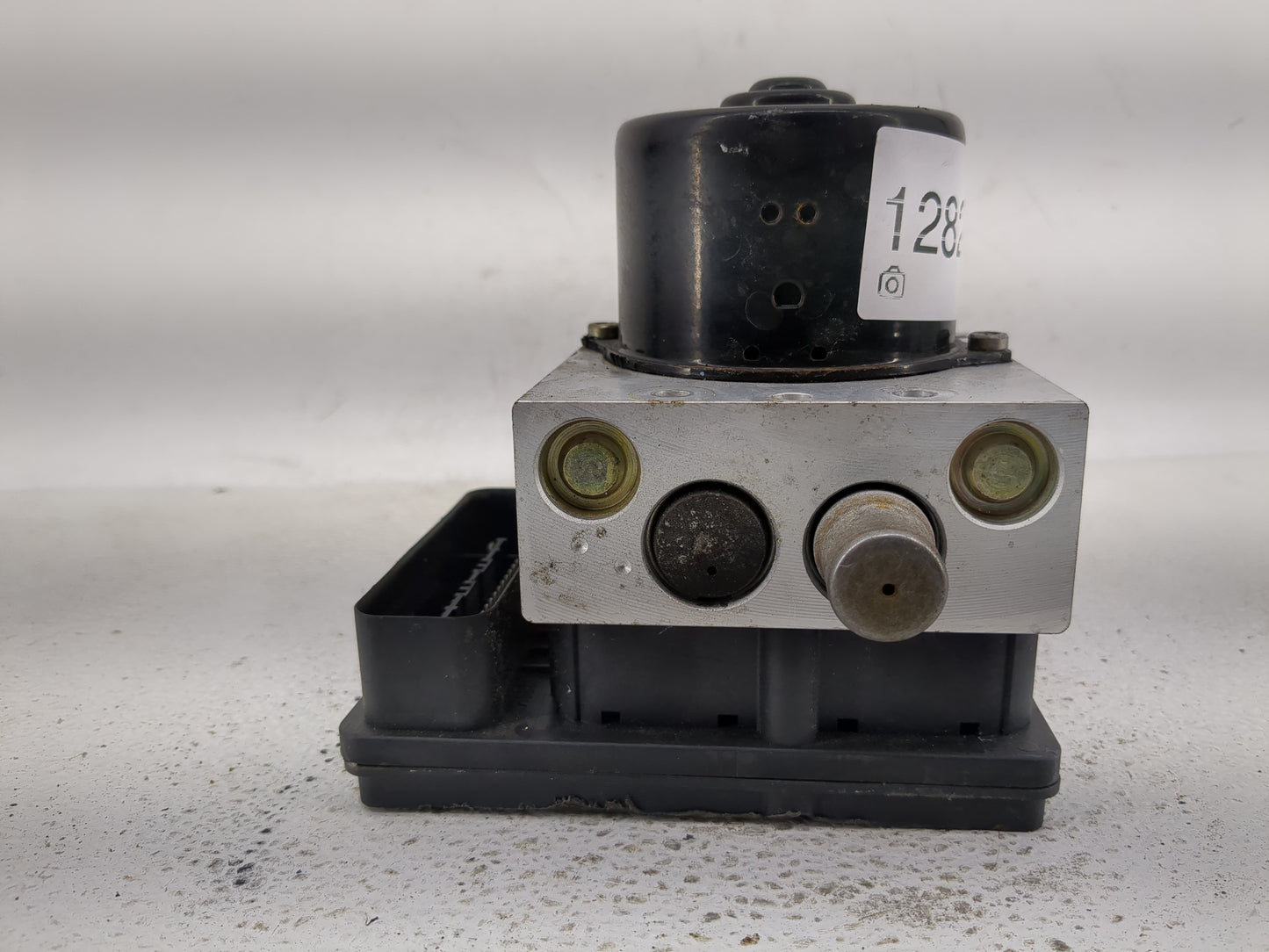 2004-2009 Nissan Titan ABS Pump Control Module Replacement P/N:47660 7S000 47650 ZH000 Fits Fits 2004 2005 2006 2007 2008 20