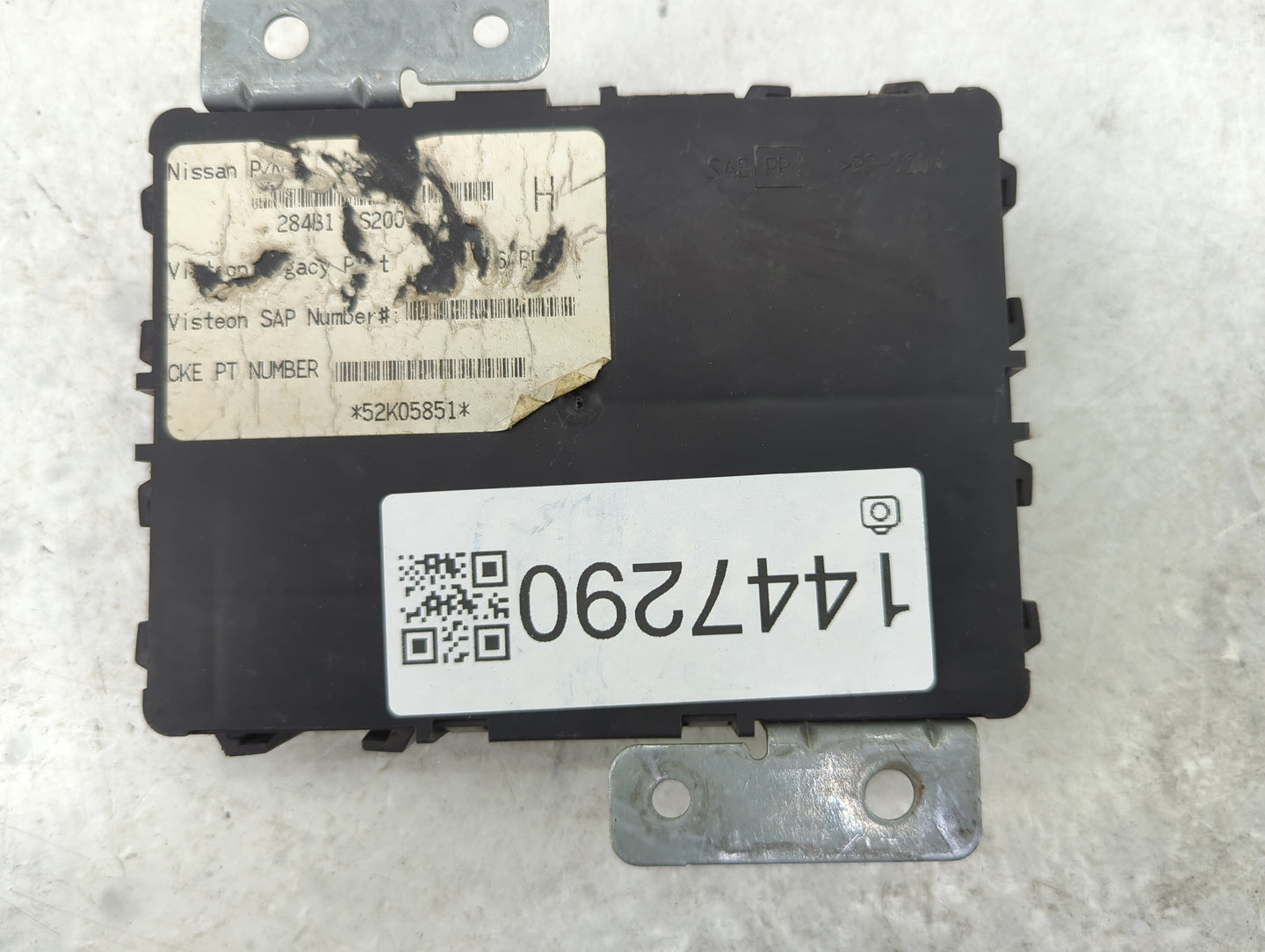 2004-2006 Nissan Titan Body Control Module Bcm Inner Cabin Fuse Box - Oemusedautoparts1.com