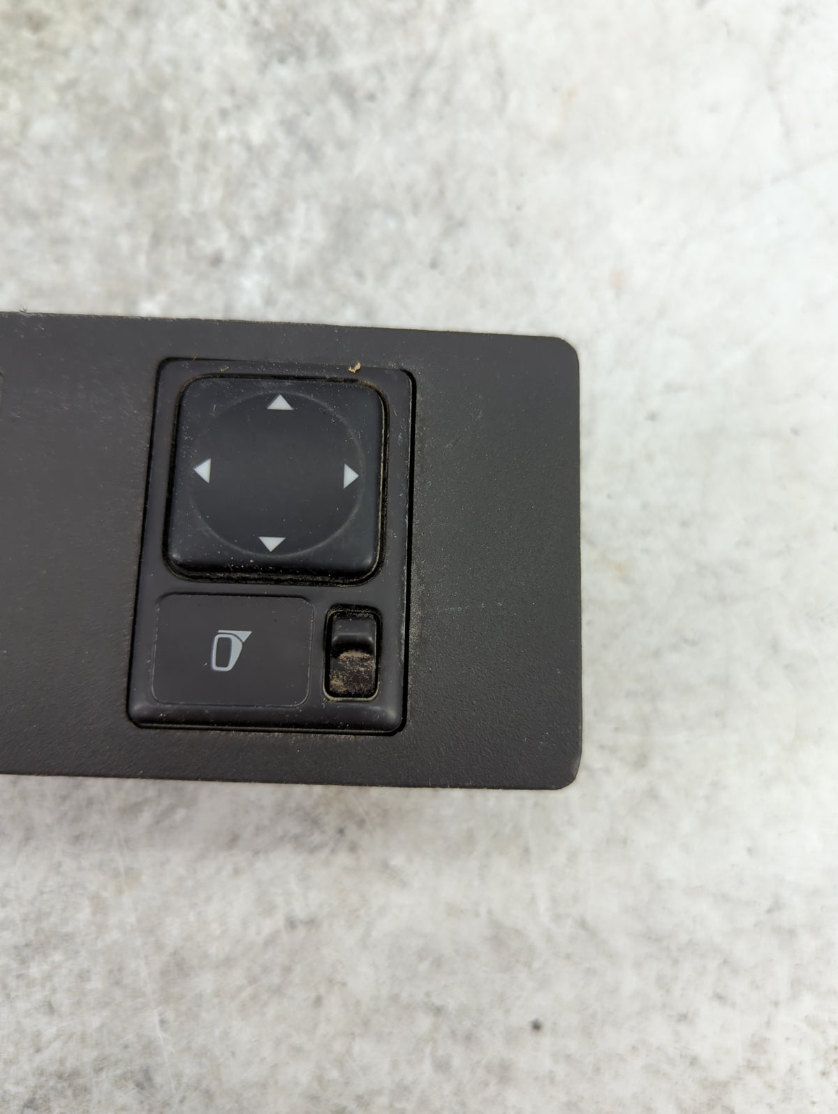 2004-2014 Nissan Titan Master Power Window Switch Replacement Driver Side Left Fits OEM Used Auto Parts - Oemusedautoparts1.