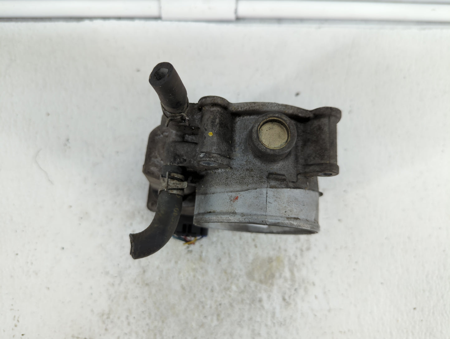2004-2012 Nissan Titan Throttle Body P/N:16119 7S000 Fits Fits 2004 2005 2006 2007 2008 2009 2010 2011 2012 2013 2014 OEM Us