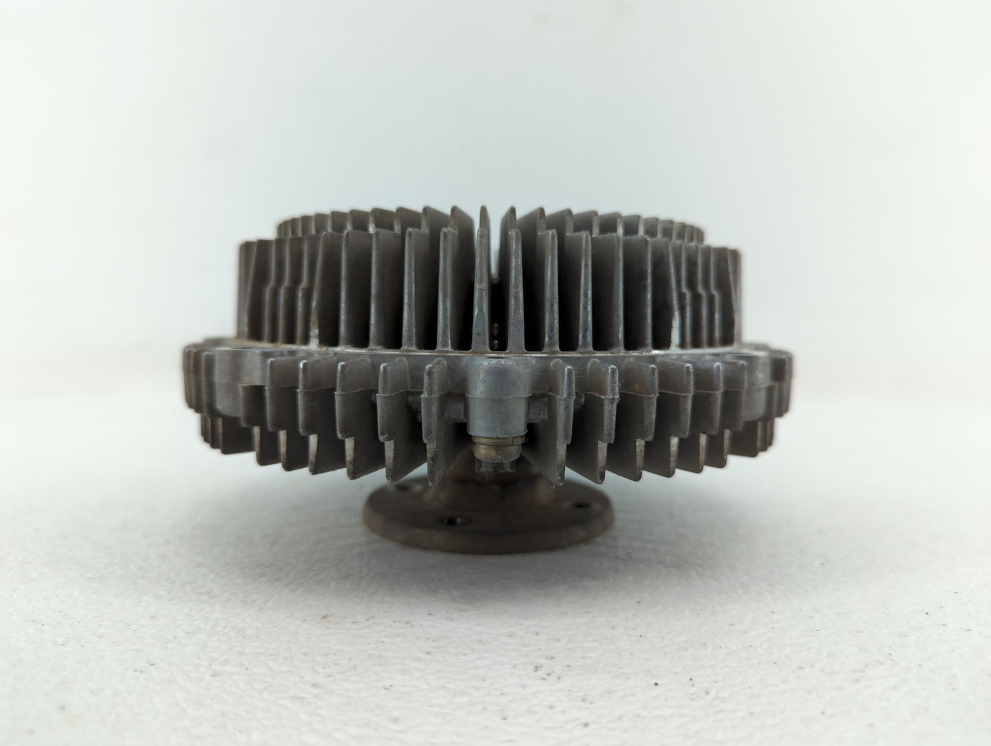 2004-2015 Nissan Titan Radiator Cooling Fan Clutch - Oemusedautoparts1.com