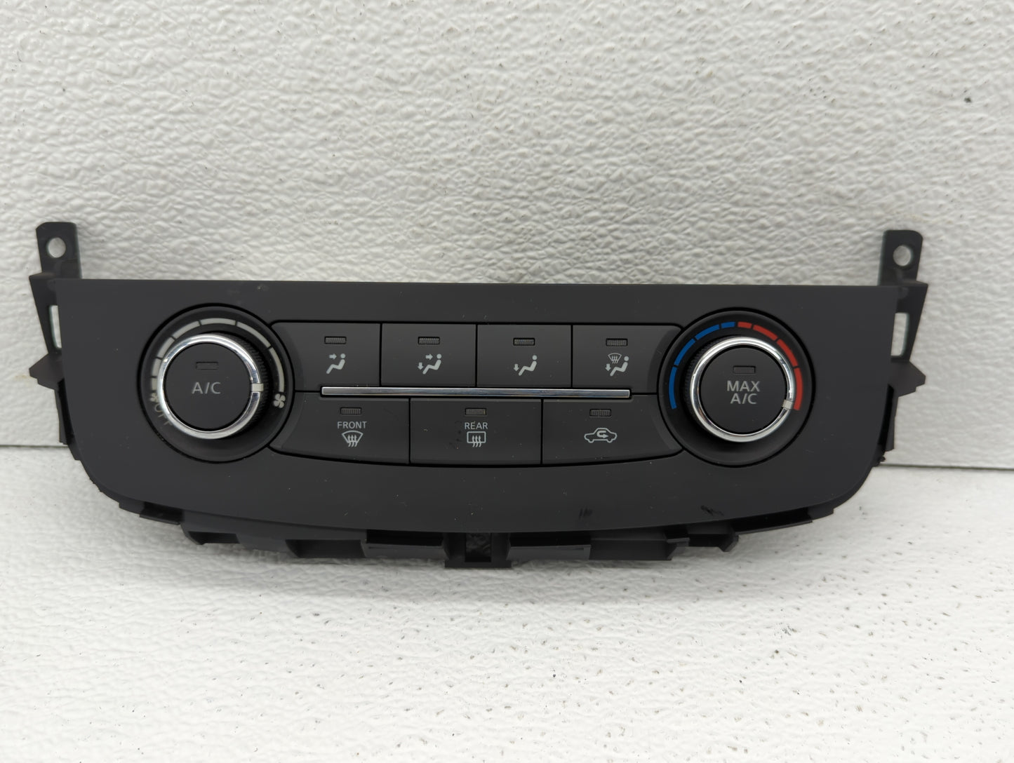 2005 Nissan Titan Climate Control Module Temperature AC/Heater Replacement P/N:275109HS0A Fits OEM Used Auto Parts - Oemused