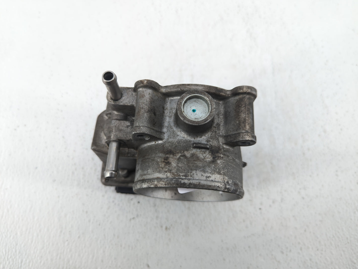 2004-2012 Nissan Titan Throttle Body P/N:16119 7S000 Fits Fits 2004 2005 2006 2007 2008 2009 2010 2011 2012 2013 2014 OEM Us