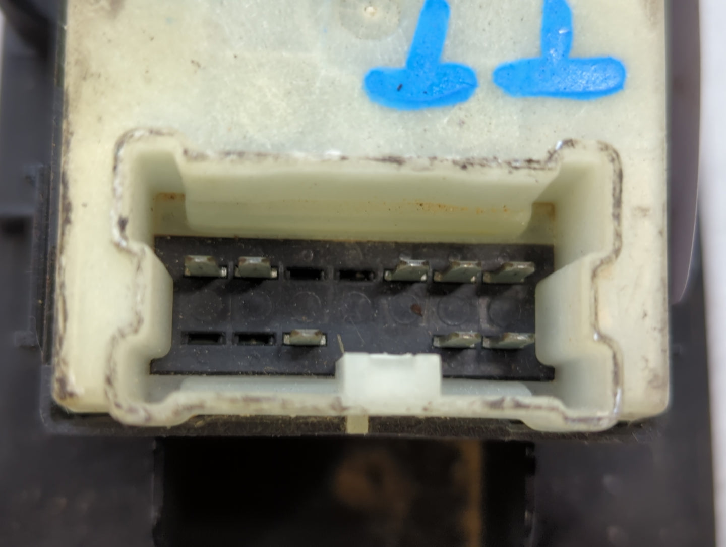 2004-2014 Nissan Titan Master Power Window Switch Replacement Driver Side Left P/N:80960 7S000 Fits OEM Used Auto Parts - Oe