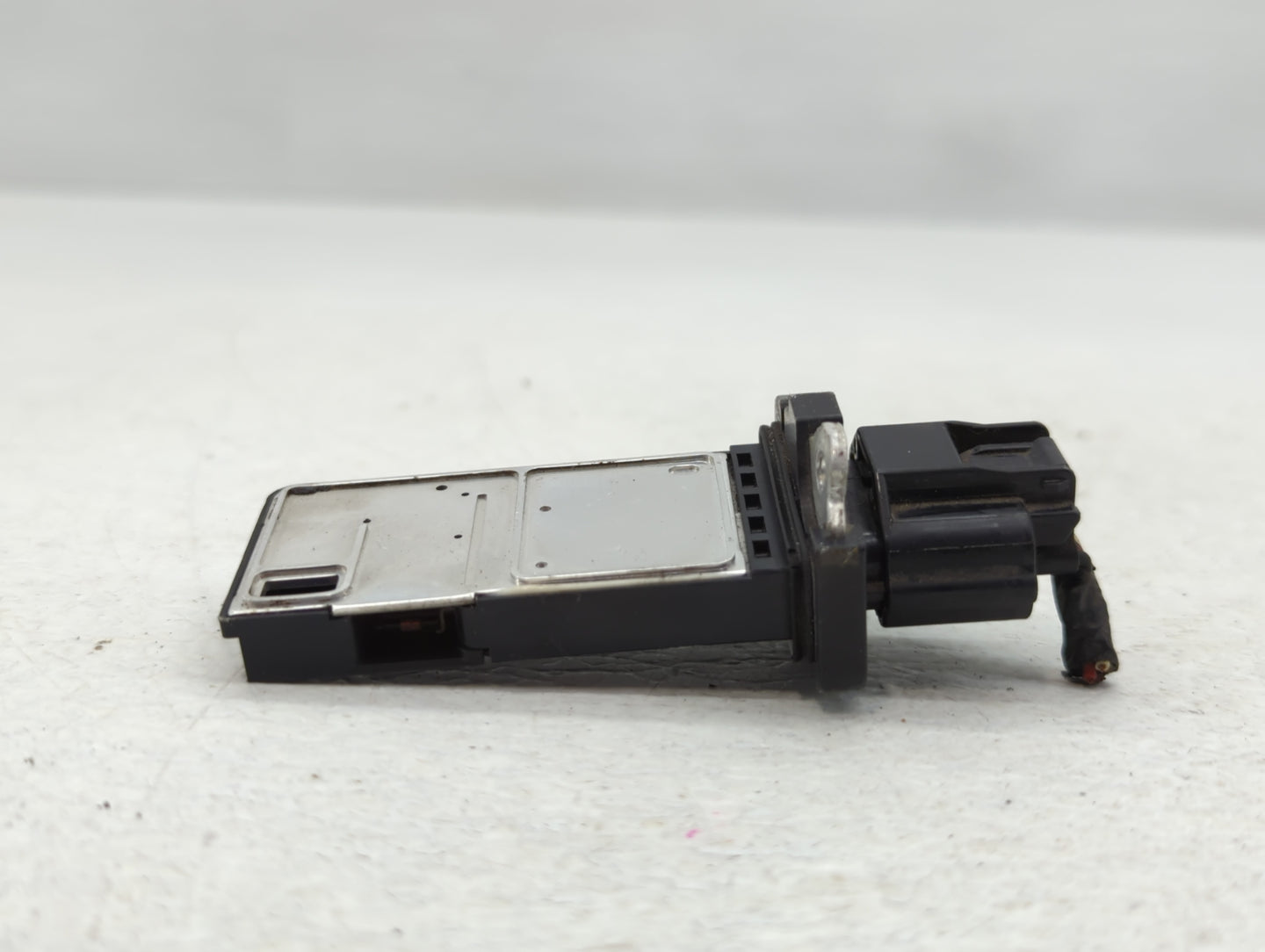 2004-2022 Nissan Titan Mass Air Flow Meter Maf - Oemusedautoparts1.com