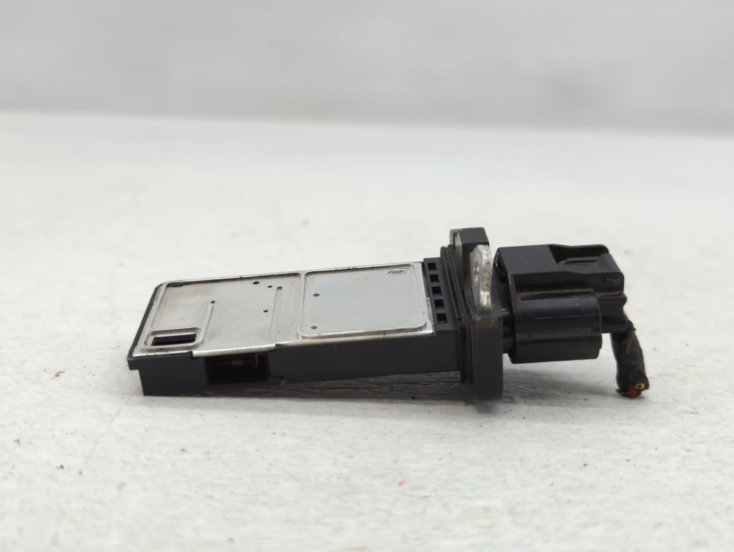 2004-2022 Nissan Titan Mass Air Flow Meter Maf - Oemusedautoparts1.com