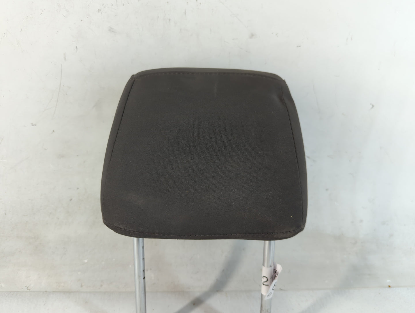 2005 Nissan Titan Headrest Head Rest Front Driver Passenger Seat Fits OEM Used Auto Parts - Oemusedautoparts1.com