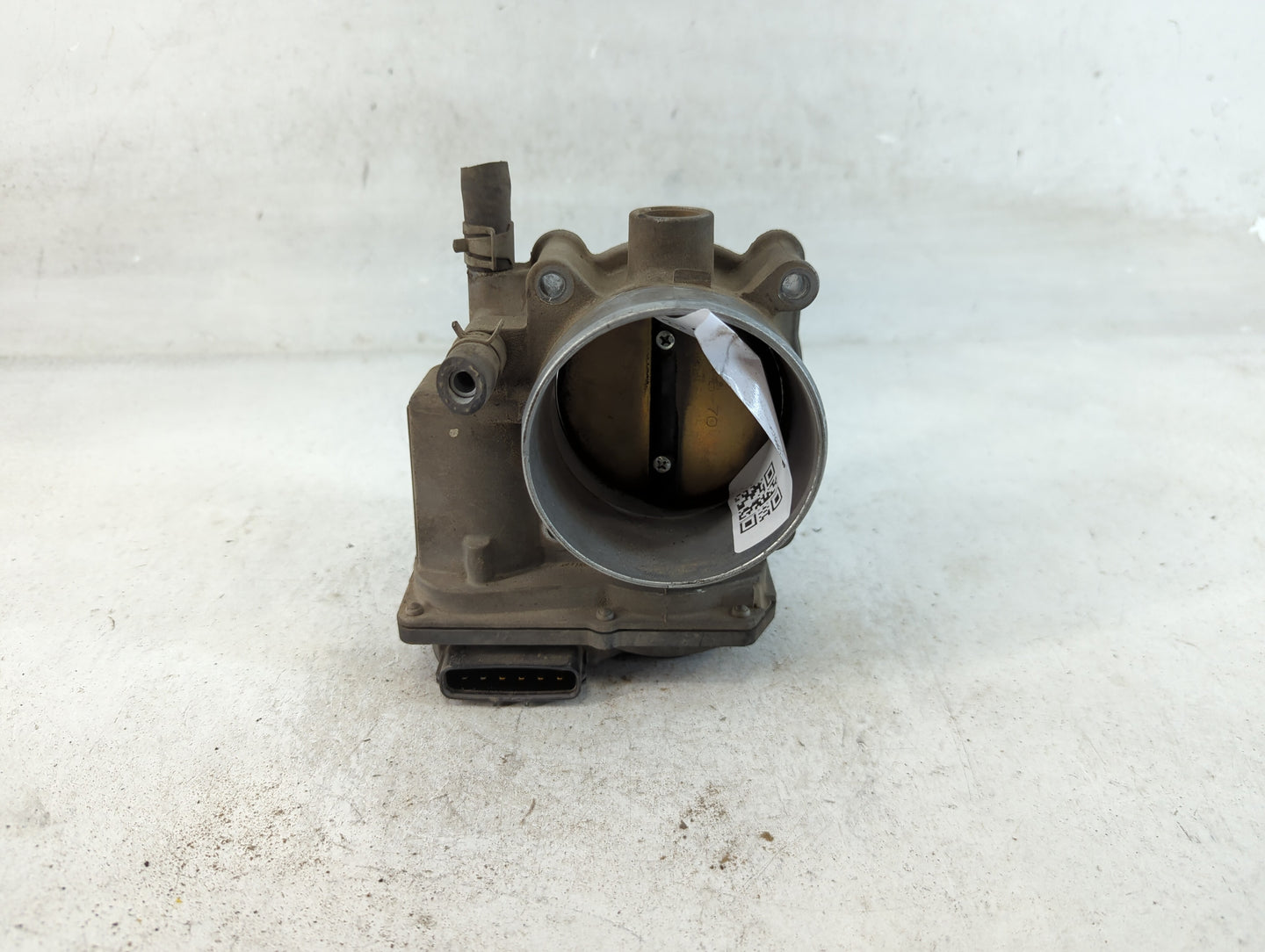 2004-2012 Nissan Titan Throttle Body P/N:16119 7S000 Fits Fits 2004 2005 2006 2007 2008 2009 2010 2011 2012 2013 2014 OEM Us