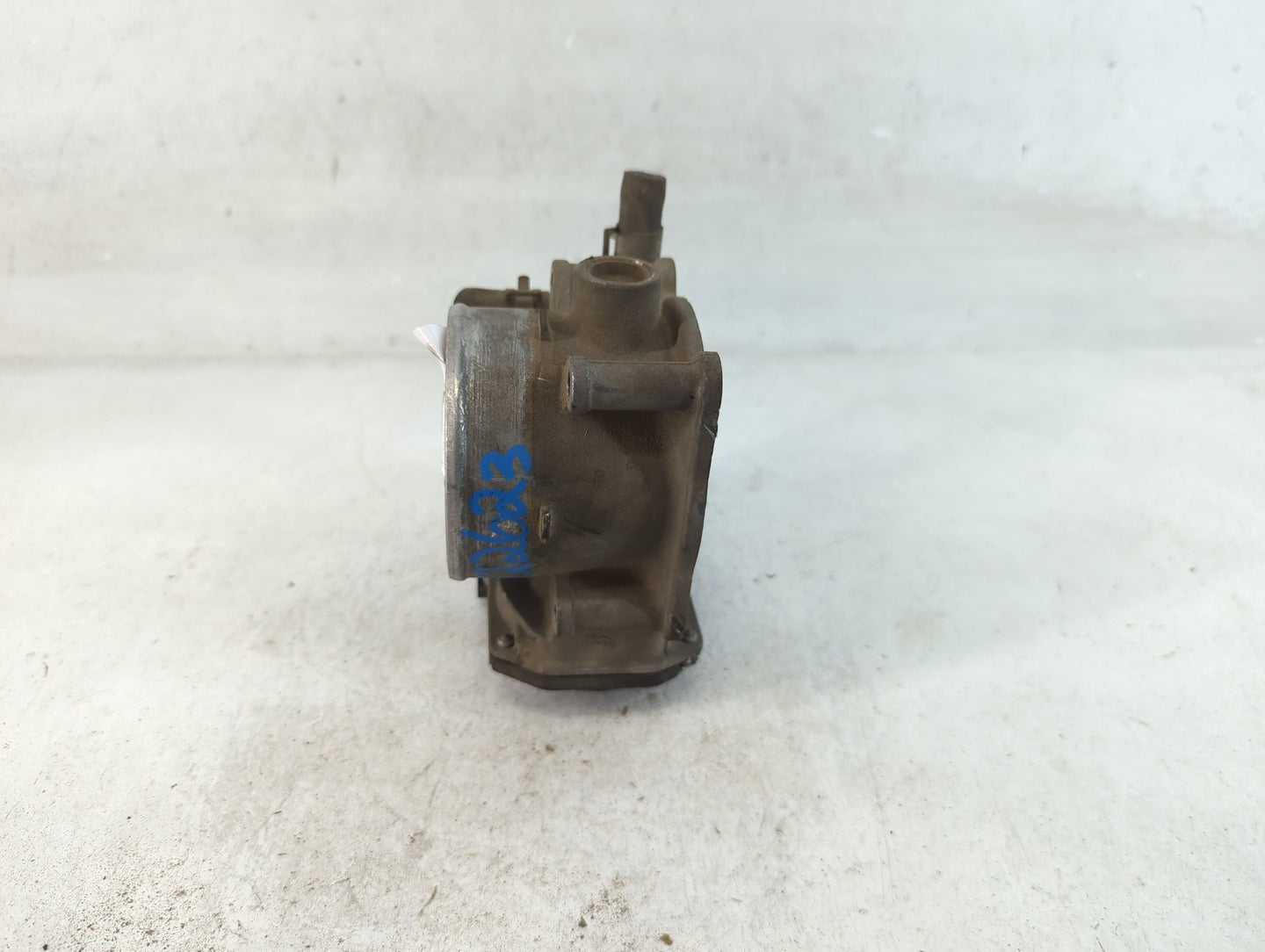 2004-2012 Nissan Titan Throttle Body P/N:16119 7S000 Fits Fits 2004 2005 2006 2007 2008 2009 2010 2011 2012 2013 2014 OEM Us