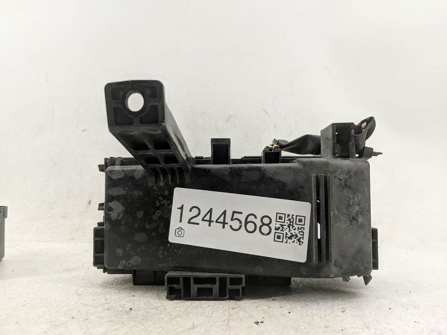 2005-2007 Nissan Xterra Fusebox Fuse Box Panel Relay Module Fits Fits 2005 2006 2007 OEM Used Auto Parts - Oemusedautoparts1