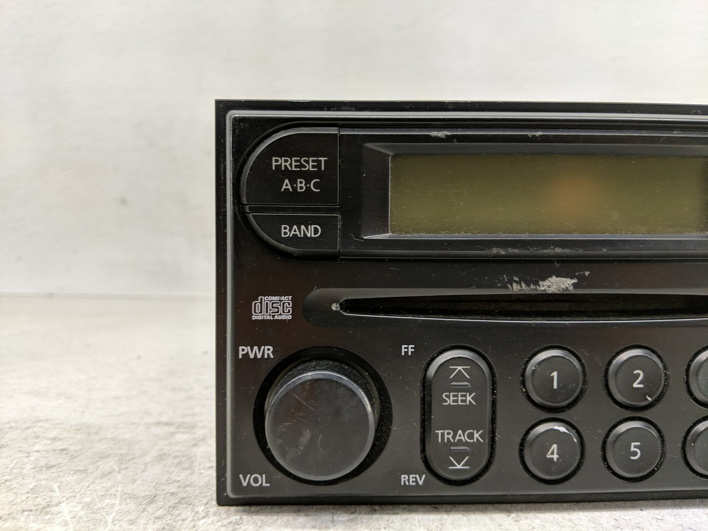 2005-2007 Nissan Xterra Radio AM FM Cd Player Receiver Replacement Fits Fits 2005 2006 2007 OEM Used Auto Parts - Oemusedaut