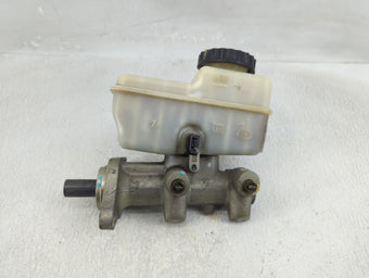compare product 2005-2005 Nissan Xterra Brake Master Cylinder