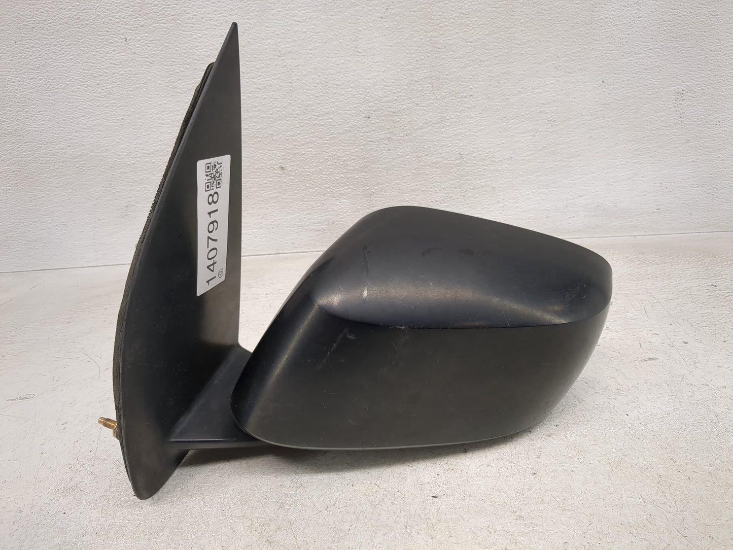 2005-2015 Nissan Xterra Driver Side View Mirror - Left Door Mirror OEM Used - Oemusedautoparts1.com