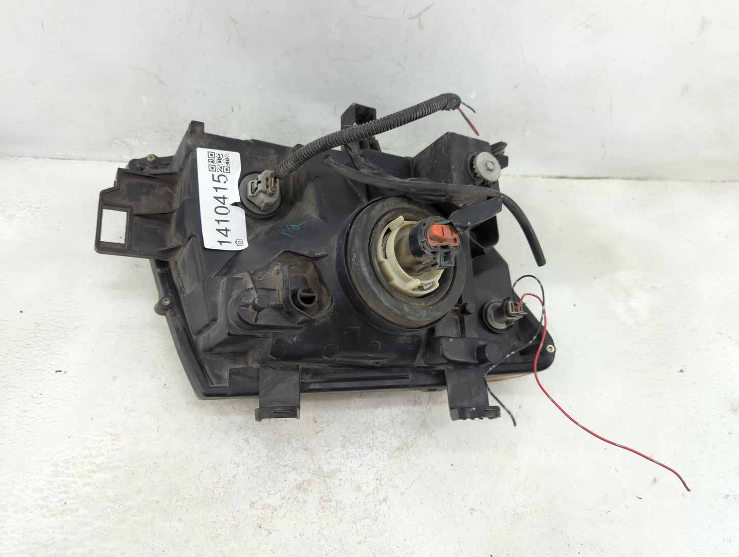 2005-2015 Nissan Xterra Driver Left Oem Head Light Headlight Lamp - Oemusedautoparts1.com