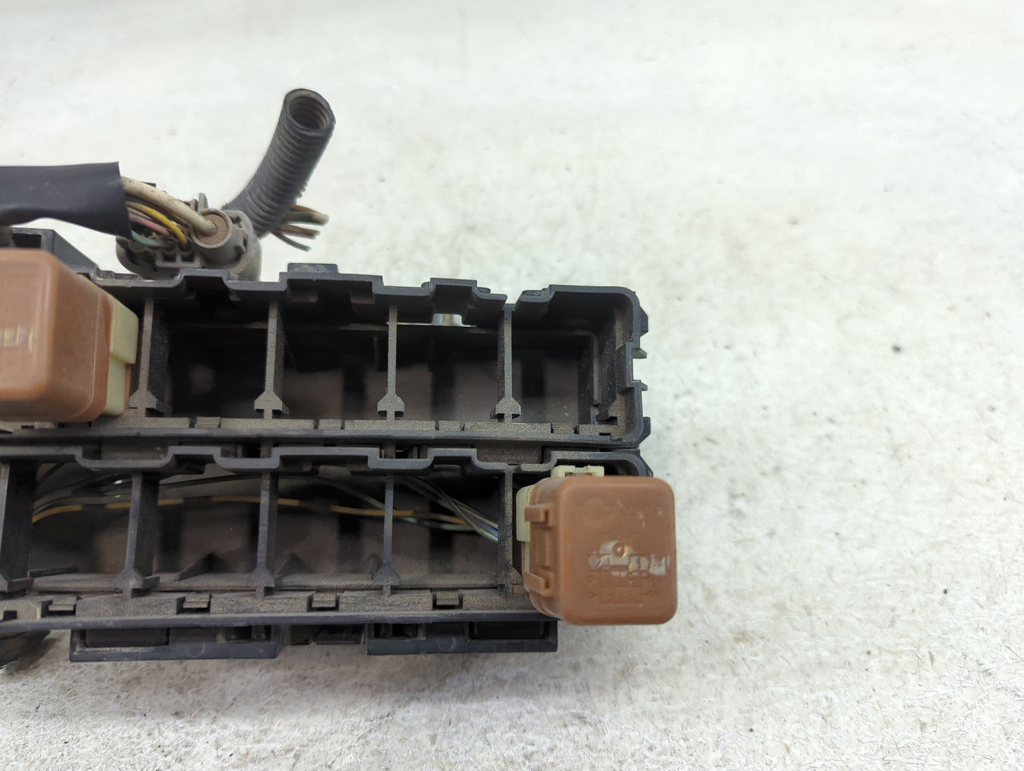 2005-2007 Nissan Xterra Fusebox Fuse Box Panel Relay Module P/N:24382 Fits Fits 2005 2006 2007 OEM Used Auto Parts - Oemused