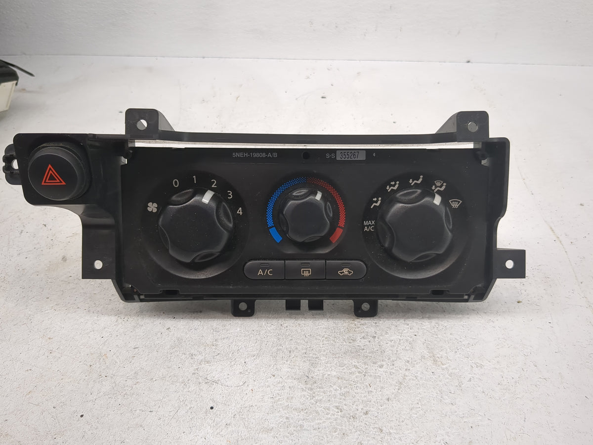 2005-2010 Nissan Xterra Climate Control Module Temperature AC/Heater Replacement P/N:5NEH-19808-A/B Fits OEM Used Auto Parts