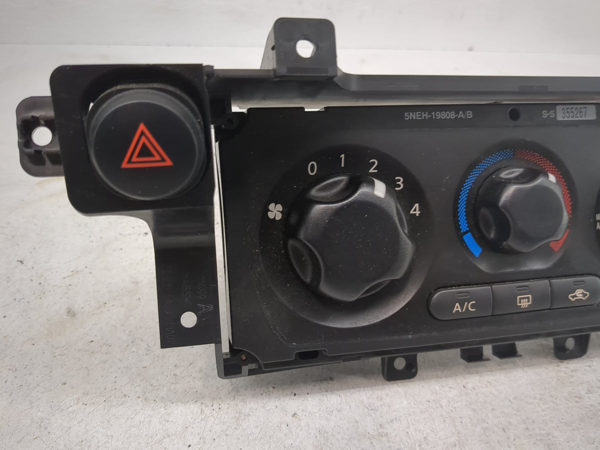 2005-2010 Nissan Xterra Climate Control Module Temperature AC/Heater Replacement P/N:5NEH-19808-A/B Fits OEM Used Auto Parts