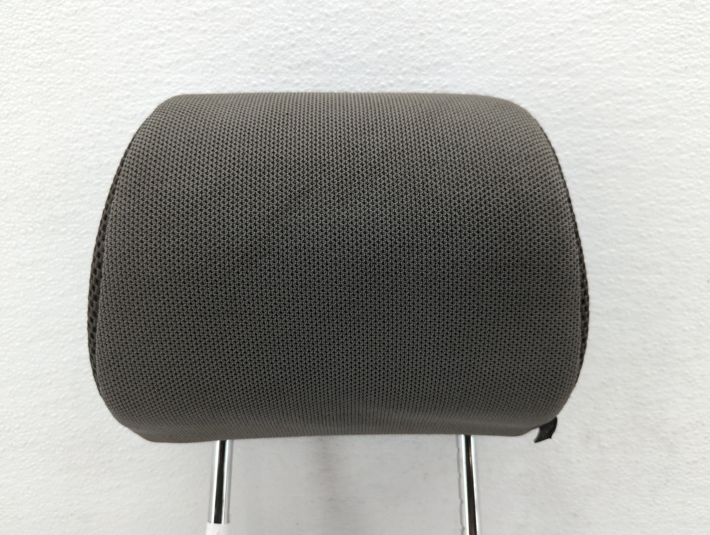2005 Nissan Xterra Headrest Head Rest Front Driver Passenger Seat - Oemusedautoparts1.com