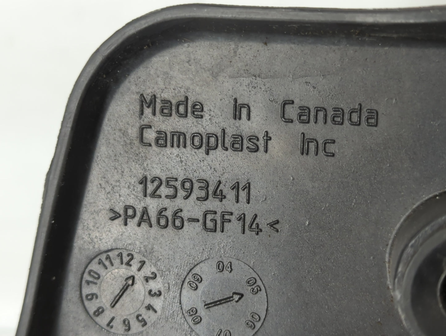 2005 Pontiac G6 Engine Cover - Oemusedautoparts1.com