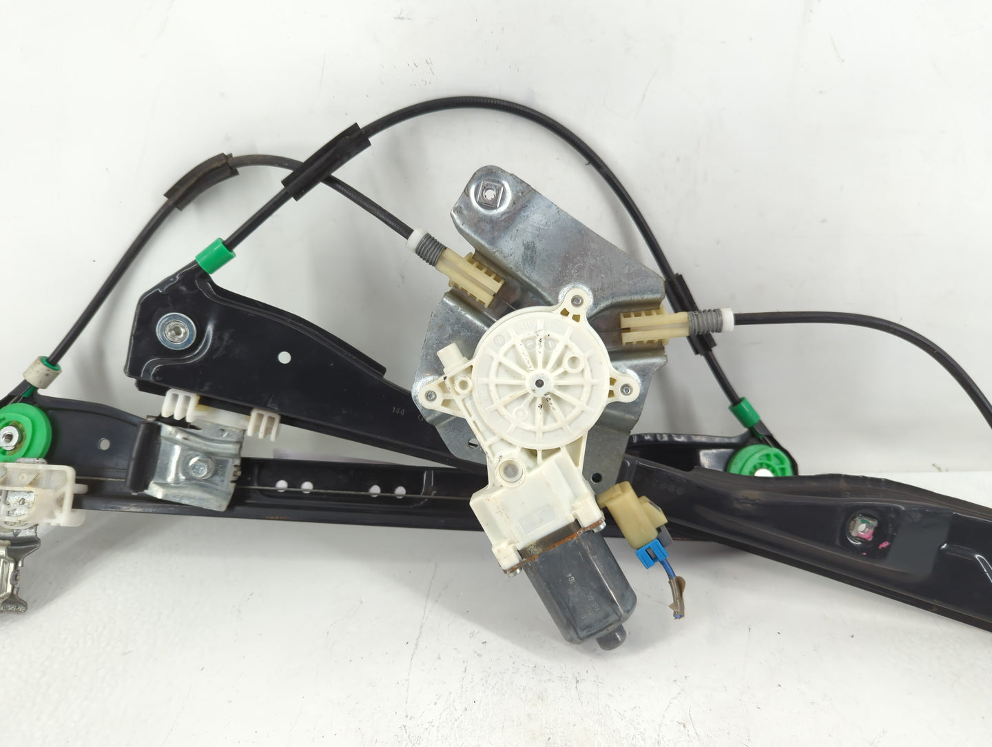 2005 Pontiac G6 Window Regulator Passenger Front - Oemusedautoparts1.com