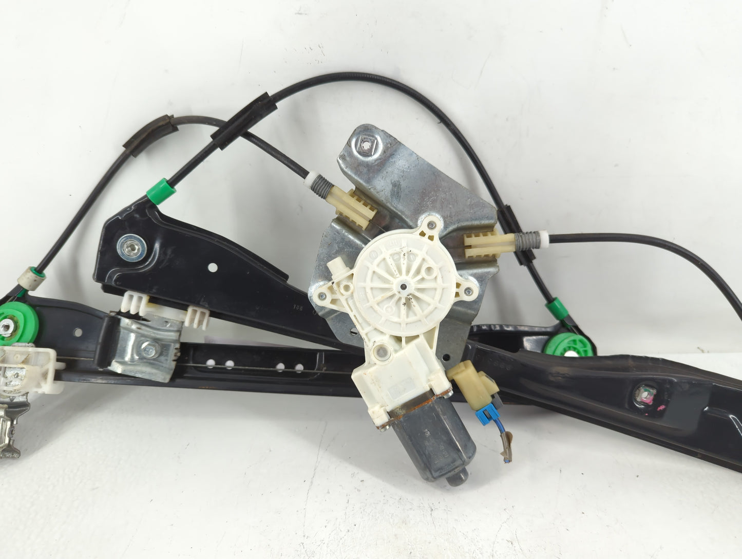 2005 Pontiac G6 Window Regulator Passenger Front - Oemusedautoparts1.com