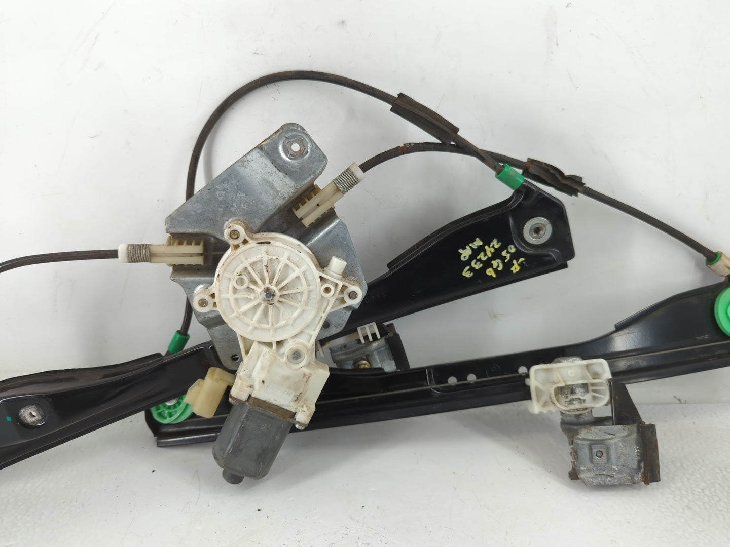 2005-2010 Pontiac G6 Driver Left Front Window Regulator - Oemusedautoparts1.com