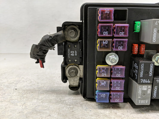 2003-2005 Pontiac Grand Am Fusebox Fuse Box Panel Relay Module P/N:20822695 Fits Fits 2003 2004 2005 OEM Used Auto Parts