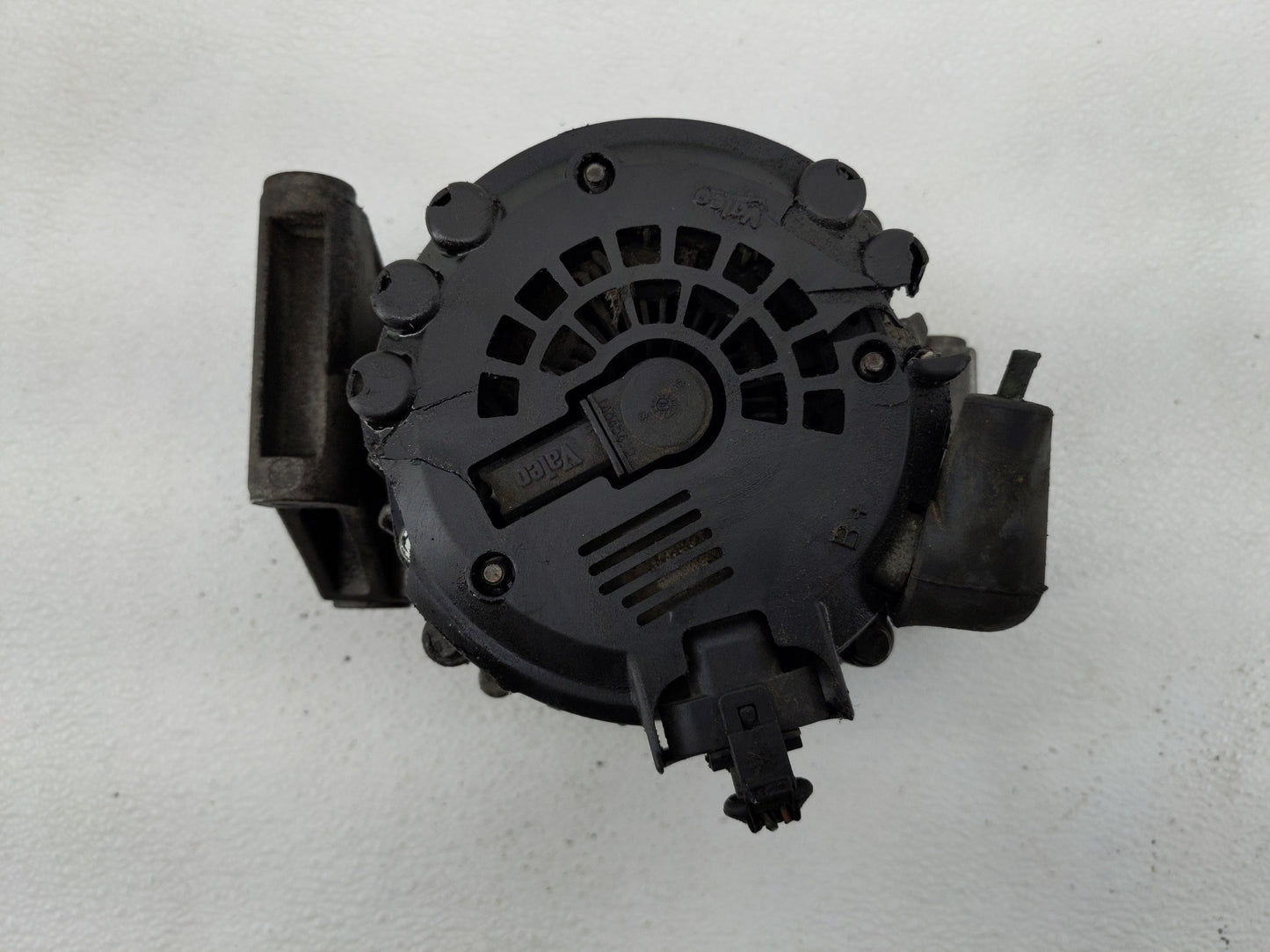 2003-2005 Pontiac Grand Am Alternator Replacement Generator Charging Assembly Engine OEM P/N:2613695 A 22762984 Fits OEM Use