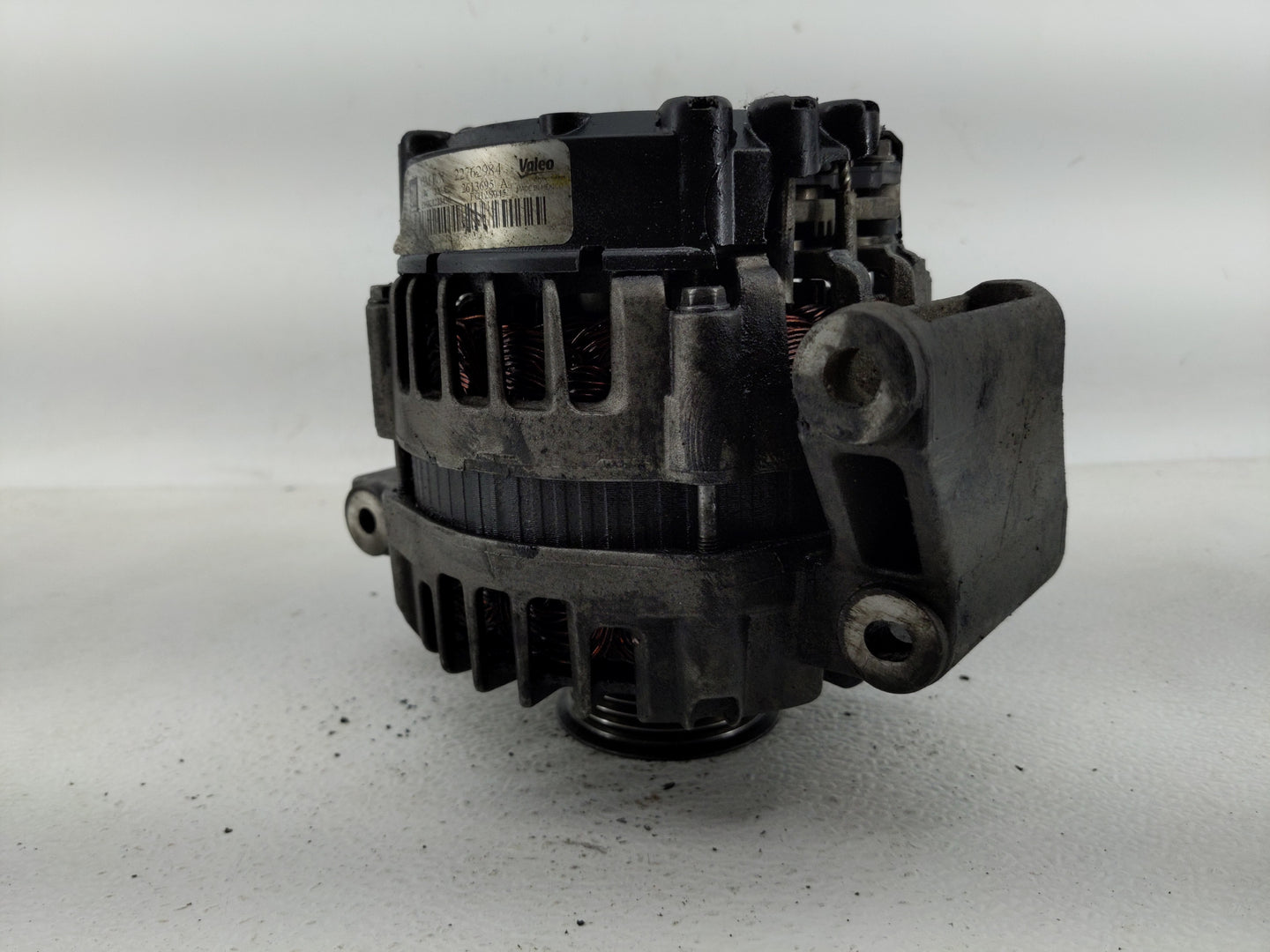 2003-2005 Pontiac Grand Am Alternator Replacement Generator Charging Assembly Engine OEM P/N:2613695 A 22762984 Fits OEM Use