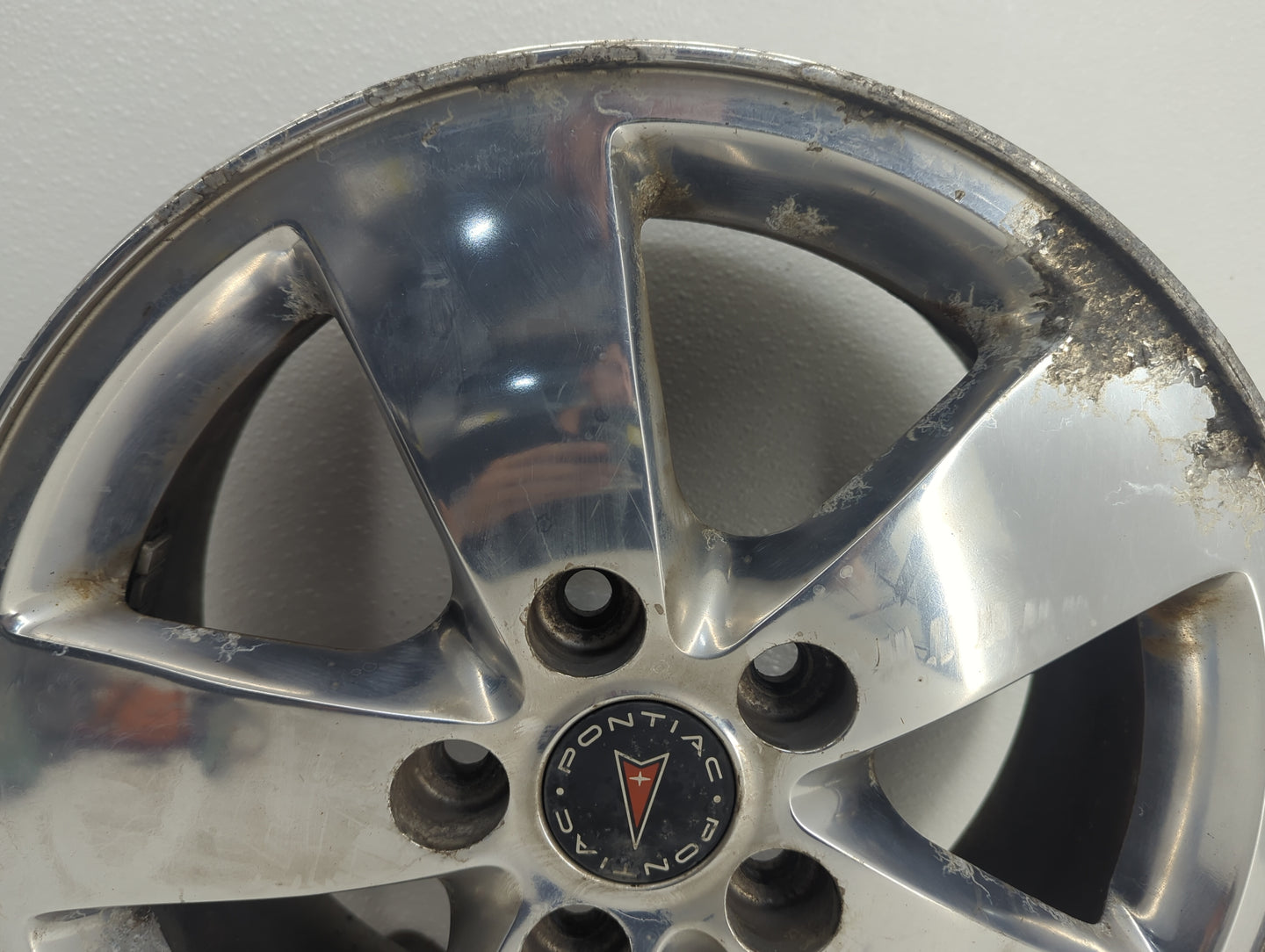 2005-2008 Pontiac Grand Prix Oem Wheel Rim 1049723 - Oemusedautoparts1.com