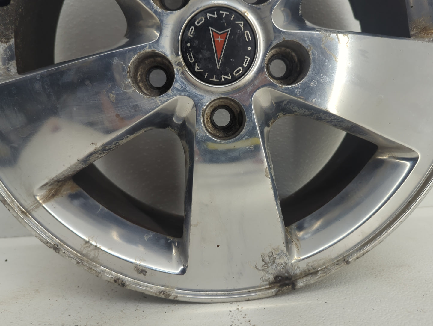 2005-2008 Pontiac Grand Prix Oem Wheel Rim 1049725 - Oemusedautoparts1.com