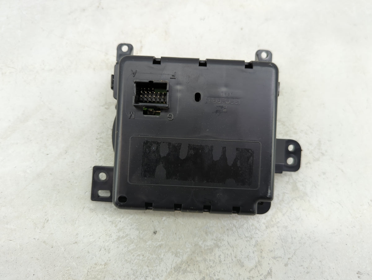 2004-2005 Pontiac Grand Prix Dash Panel - Oem - Oemusedautoparts1.com