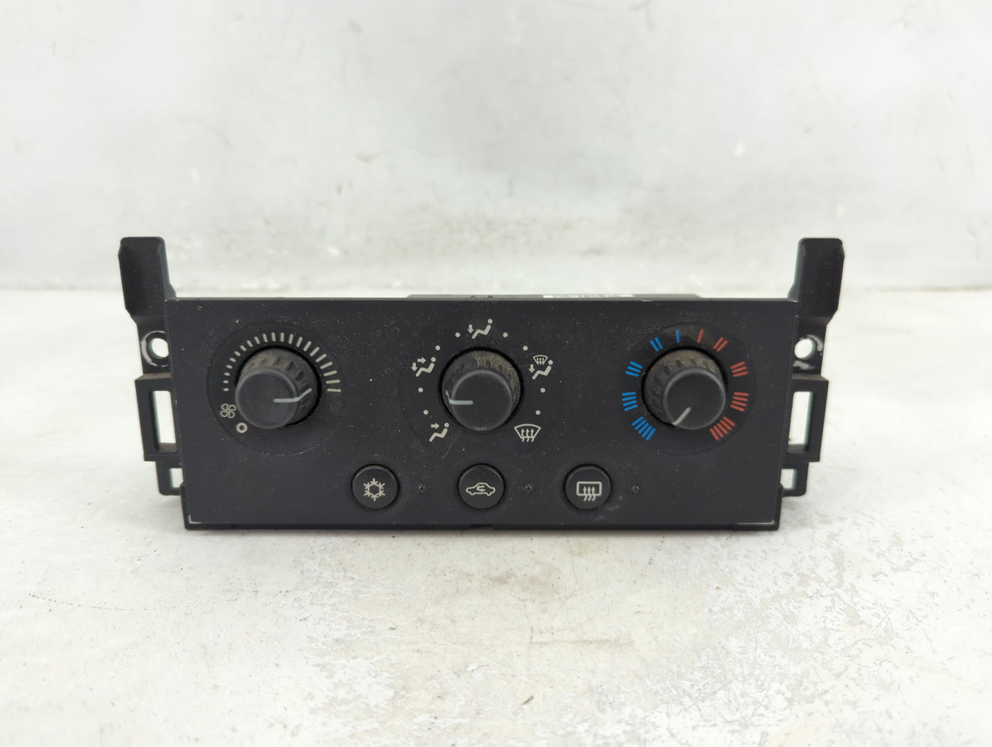 2004-2008 Pontiac Grand Prix Climate Control Module Temperature AC/Heater Replacement P/N:152555705041 Fits OEM Used Auto Pa