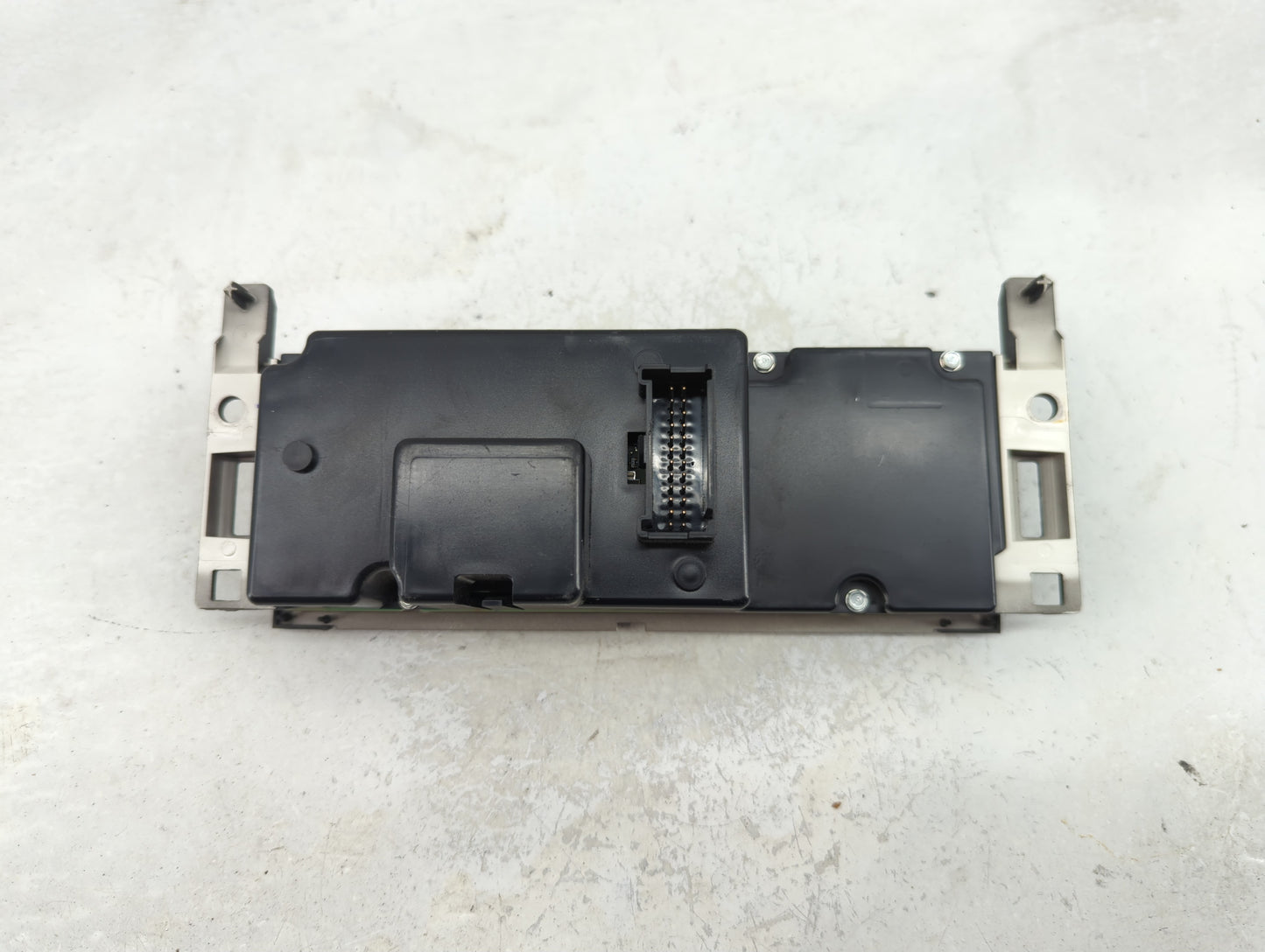 2004-2008 Pontiac Grand Prix Climate Control Module Temperature AC/Heater Replacement P/N:152555705041 Fits OEM Used Auto Pa