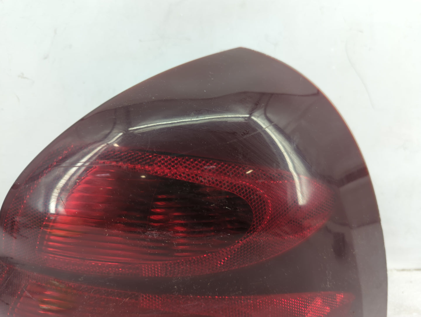 2004-2008 Pontiac Grand Prix Tail Light Assembly Passenger Right OEM P/N:15282263 Fits Fits 2004 2005 2006 2007 2008 OEM Use