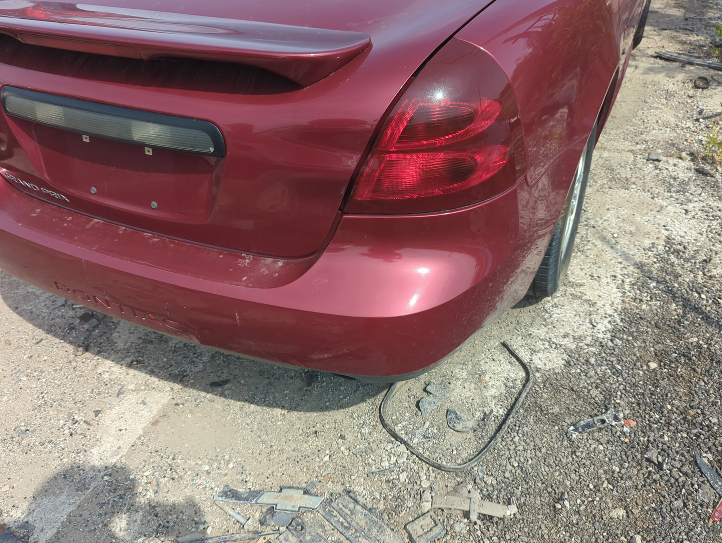 2005-2008 Pontiac Grand Prix Rear Bumper Assembly Oem - Oemusedautoparts1.com