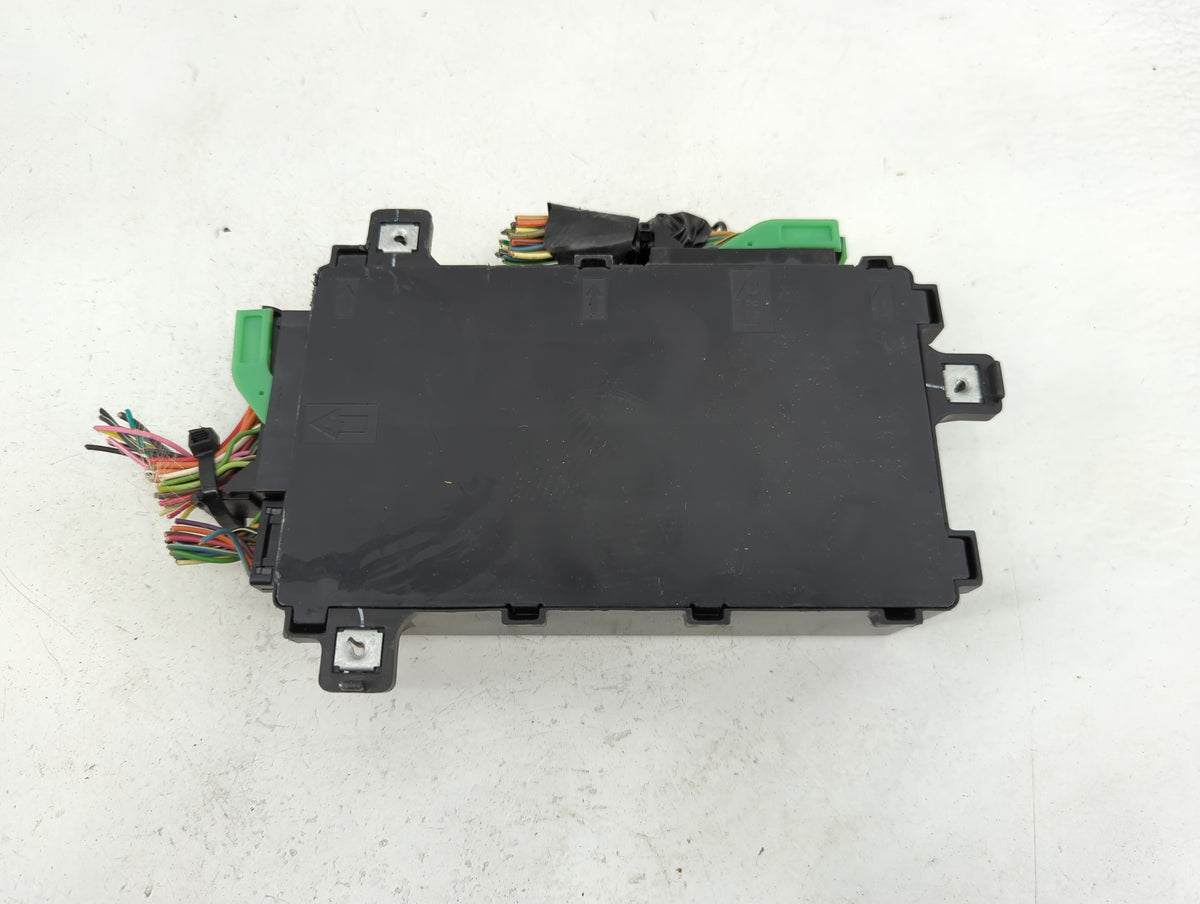 2004 Pontiac Grand Prix Body Control Module Bcm Inner Cabin Fuse Box 1141681 - Oemusedautoparts1.com