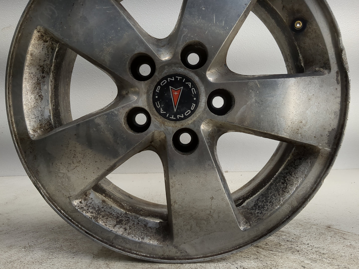 2005-2008 Pontiac Grand Prix Oem Wheel Rim - Oemusedautoparts1.com