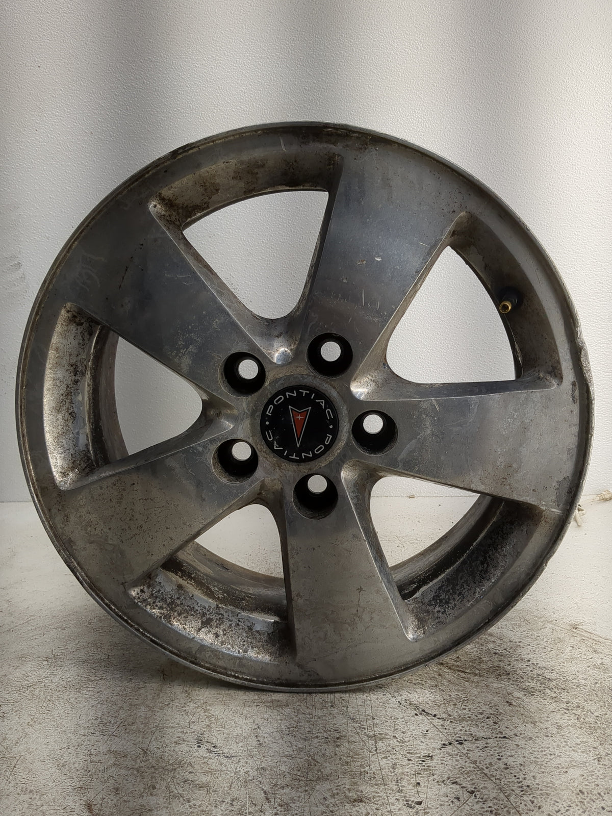 2005-2008 Pontiac Grand Prix Oem Wheel Rim 1253295 - Oemusedautoparts1.com