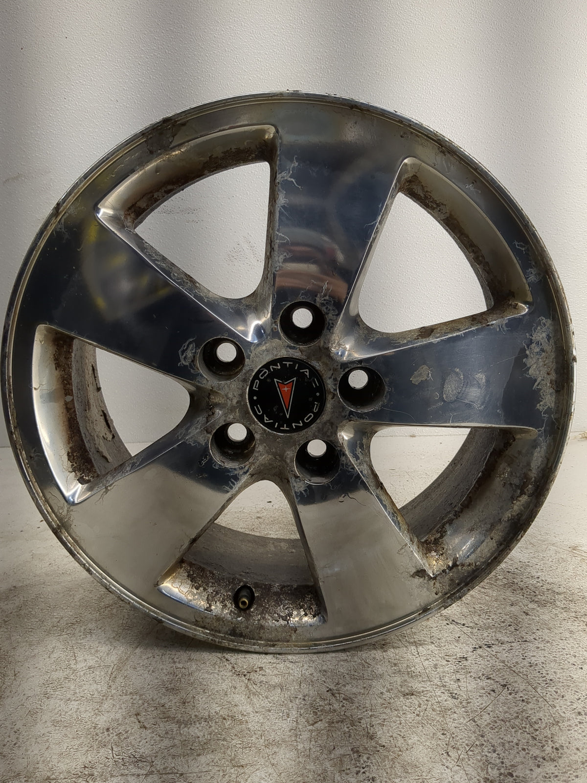2005-2008 Pontiac Grand Prix Oem Wheel Rim 1253296 - Oemusedautoparts1.com