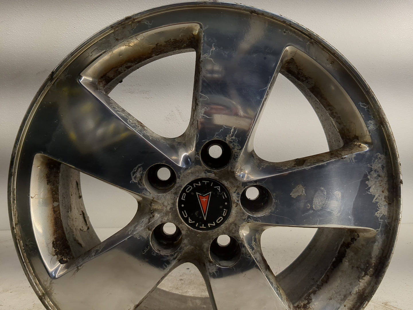 2005-2008 Pontiac Grand Prix Oem Wheel Rim 1253296 - Oemusedautoparts1.com