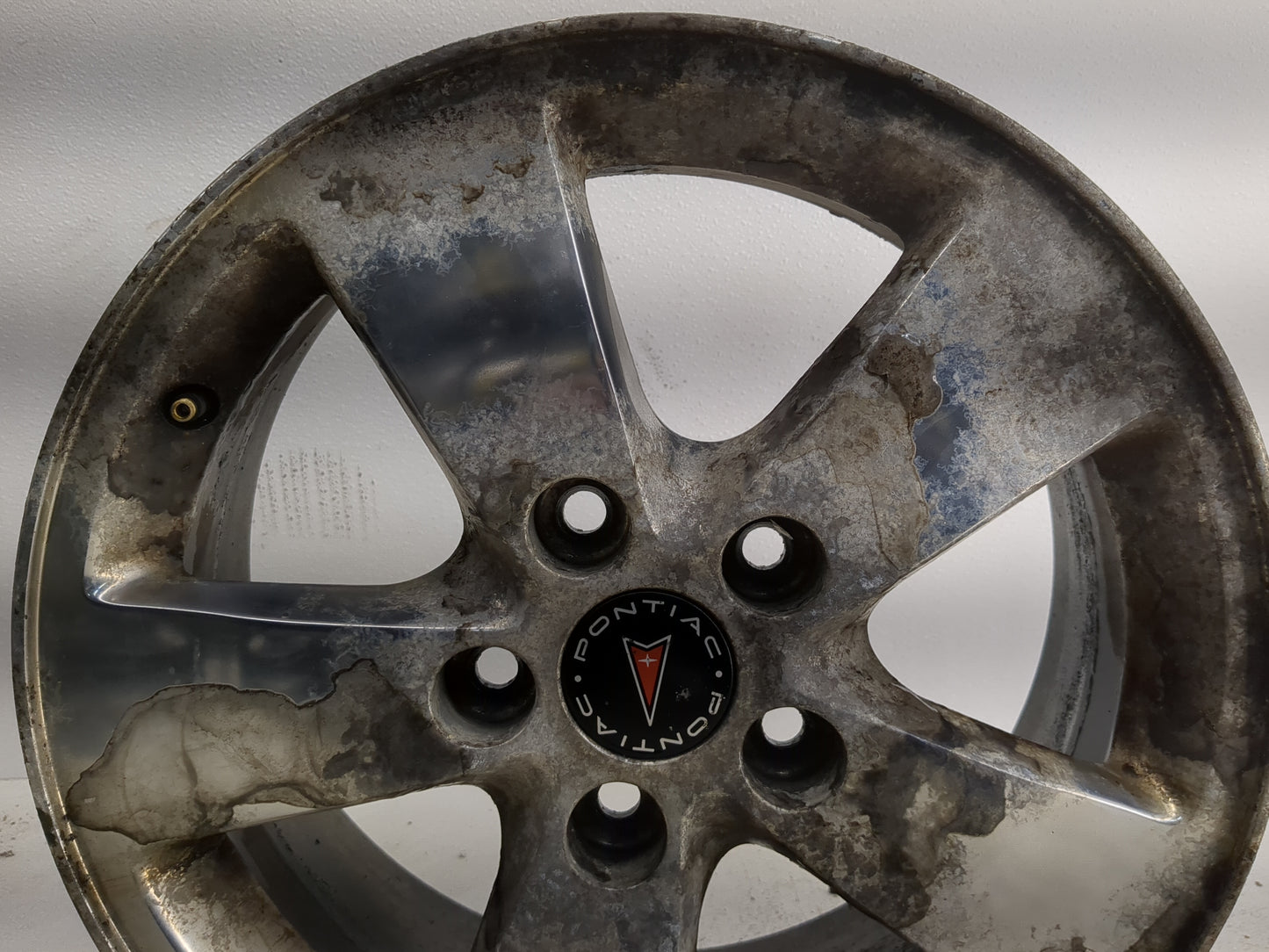 2005-2008 Pontiac Grand Prix Oem Wheel Rim 1253302 - Oemusedautoparts1.com