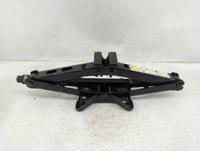 2005 Pontiac Grand Prix Spare Scissor Car Jack - Oemusedautoparts1.com