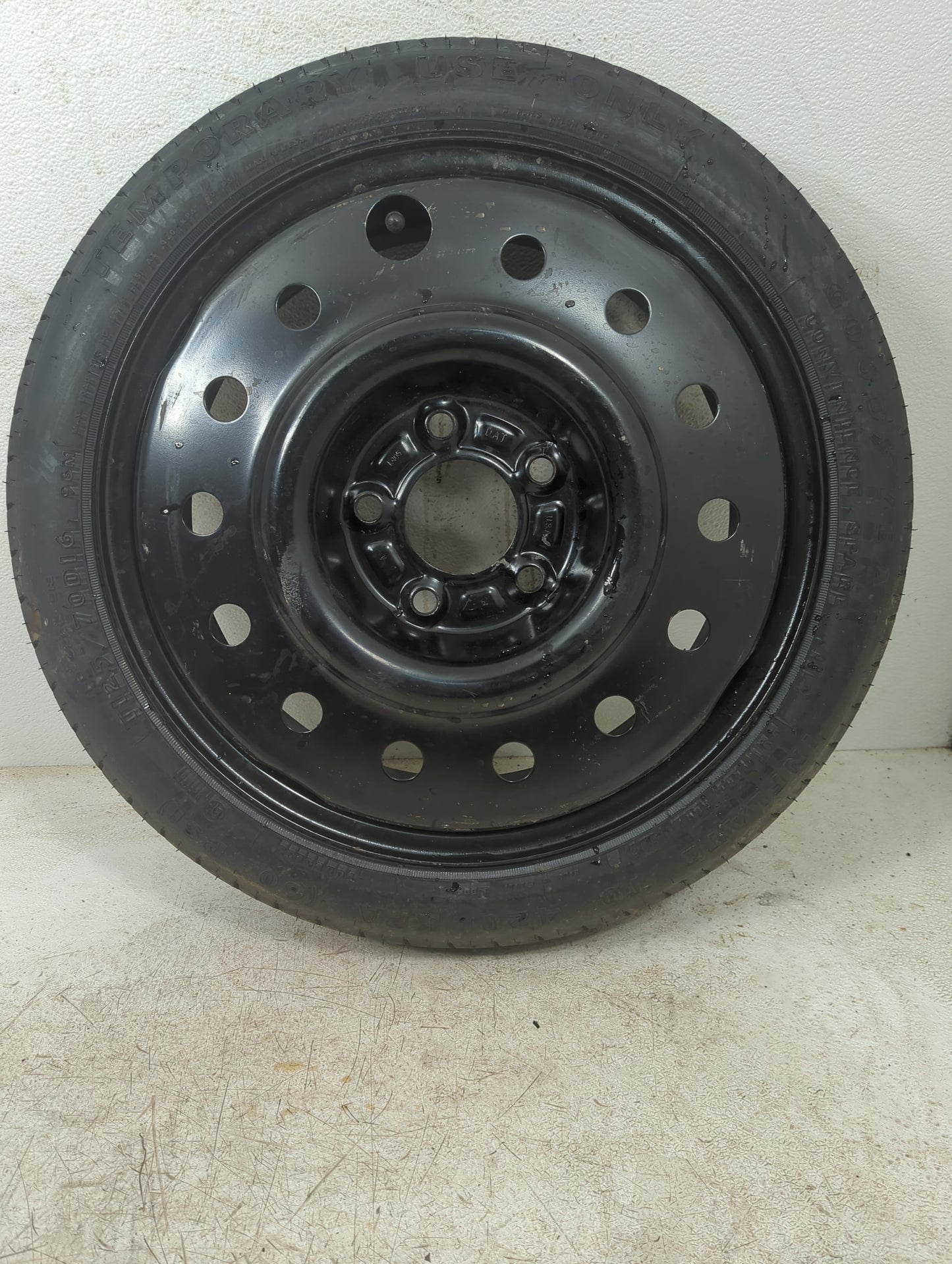 2004-2008 Pontiac Grand Prix Spare Donut Tire Wheel Rim Oem 1253305 - Oemusedautoparts1.com